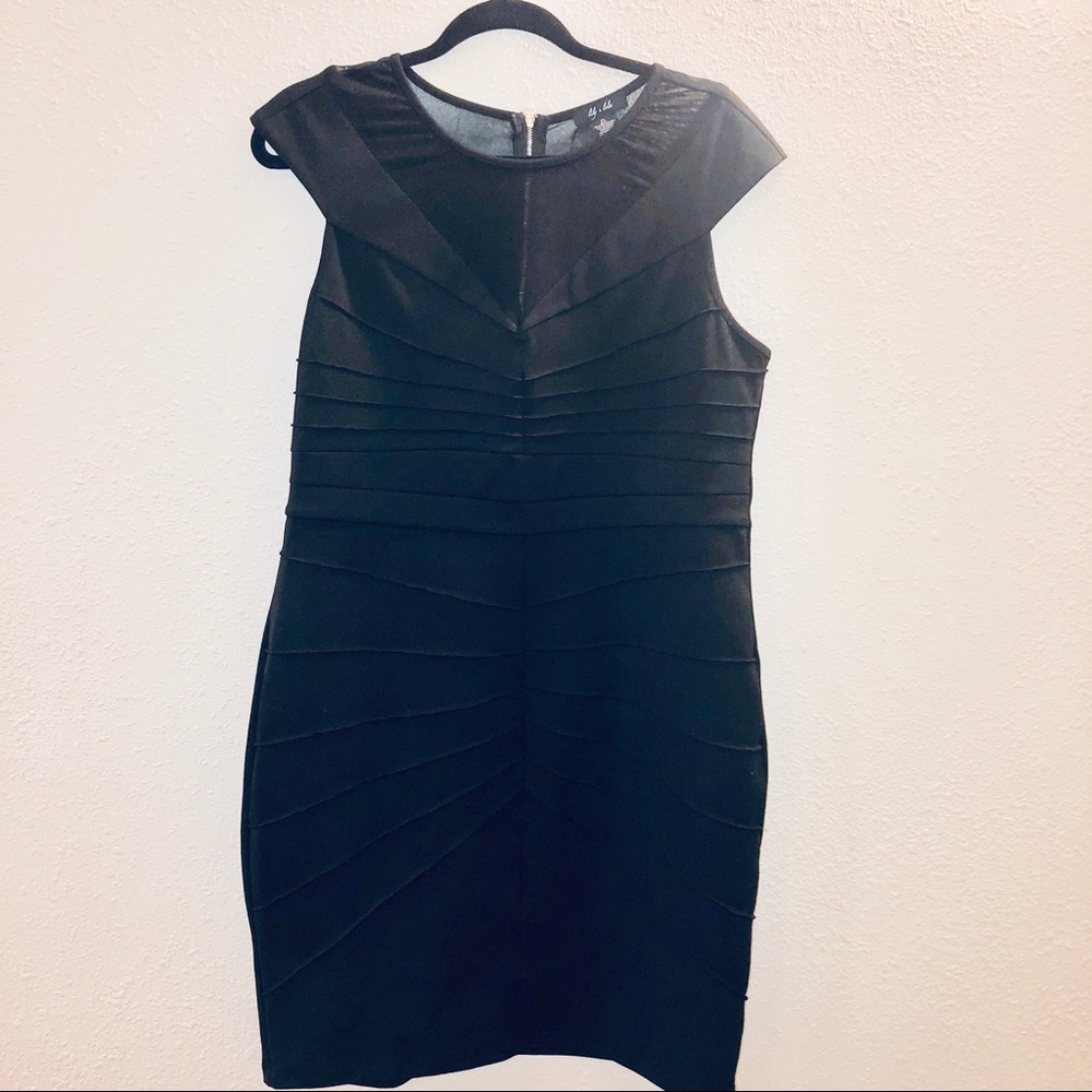 Lily & Lola - LBD little black dress sleeveless
